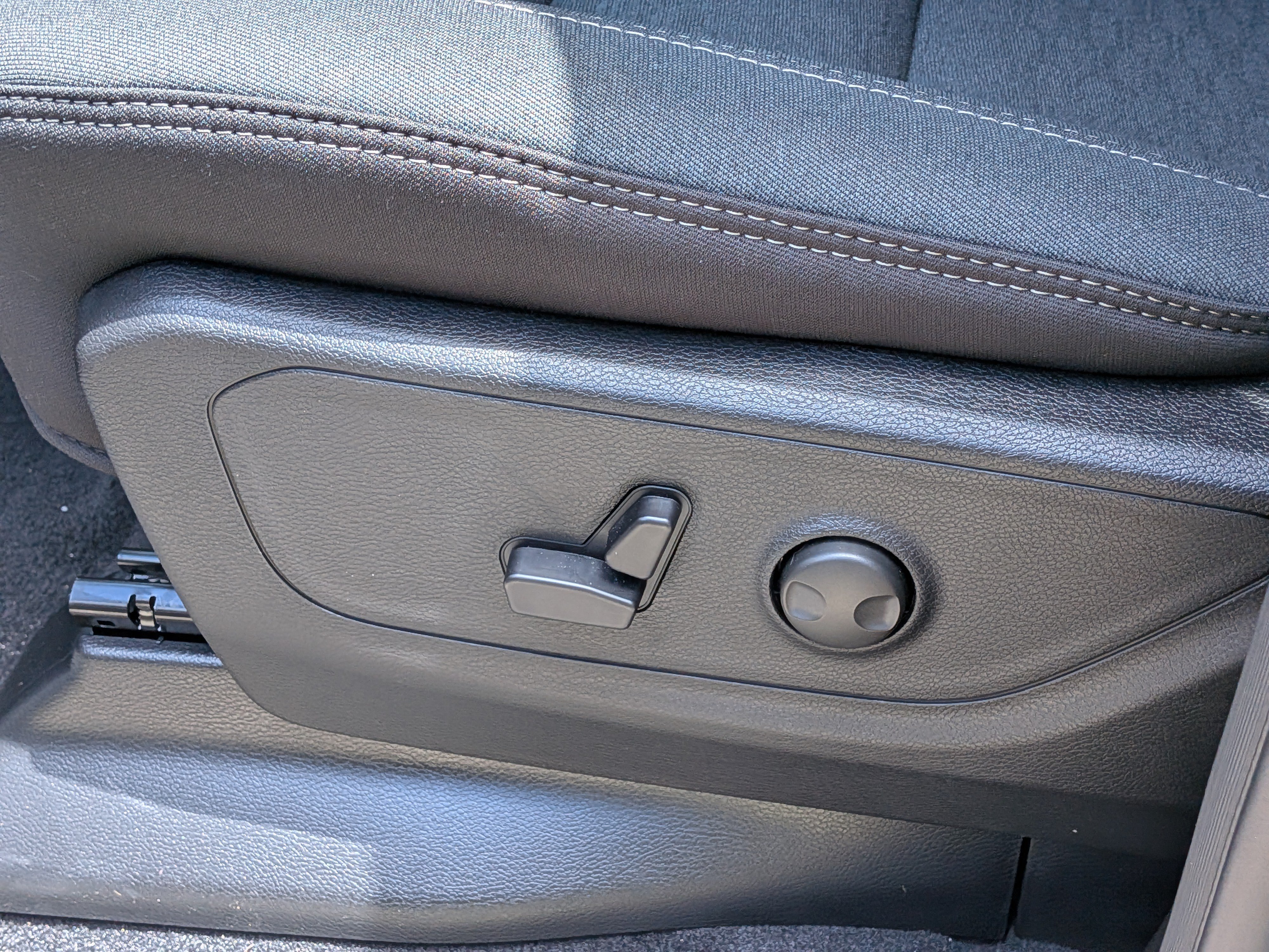 New 2026 RAM 1500 Express RWD image 20
