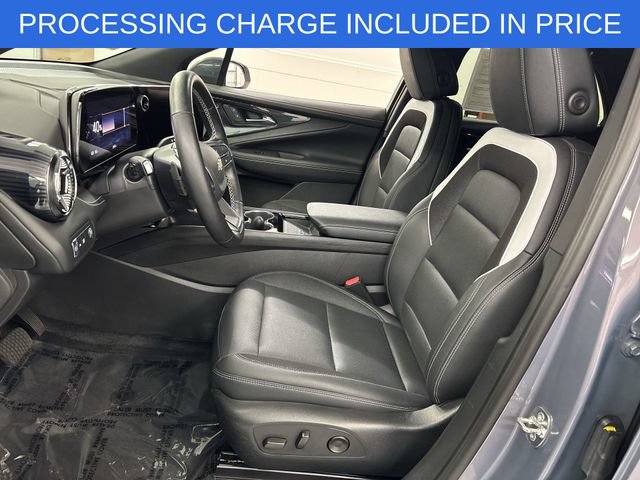 Used 2024 Chevrolet Blazer EV LT AWD/4WD image 3