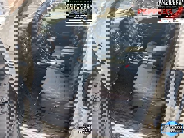 Used 2024 Nissan Frontier SV w/ Technology Package image 11