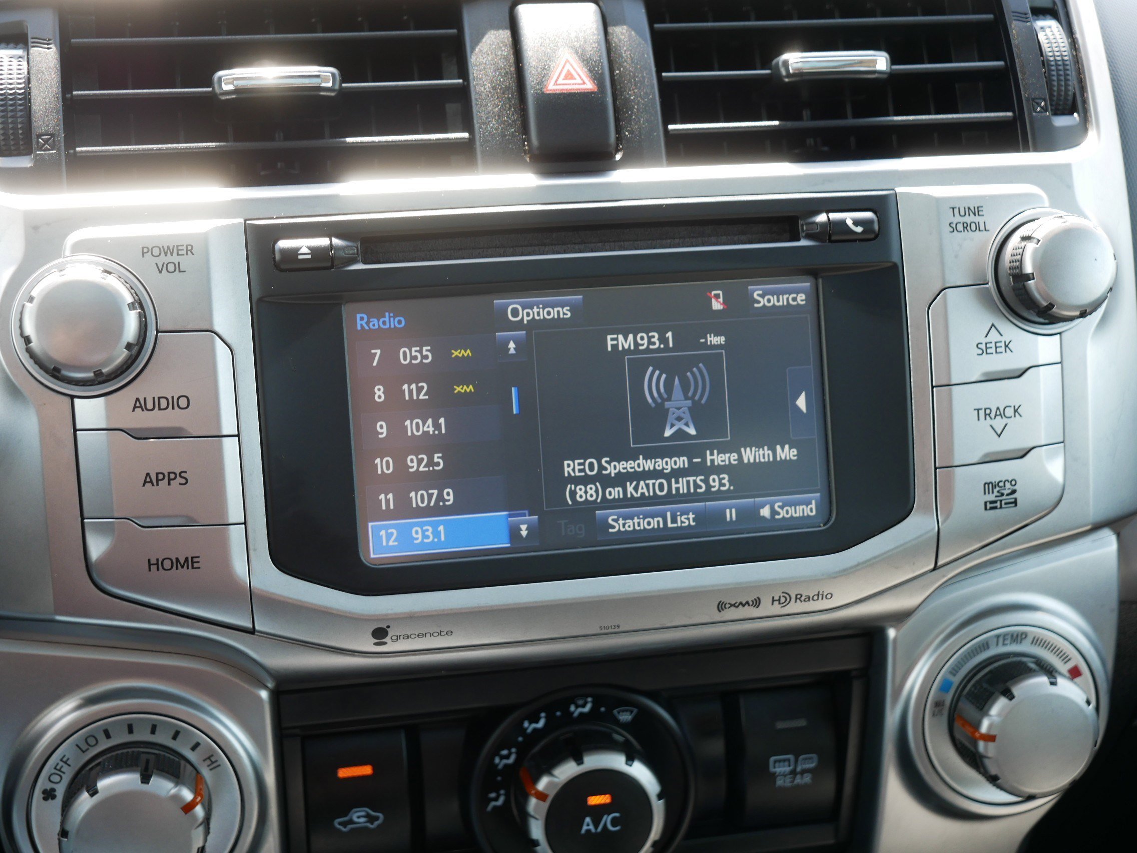 Used 2018 Toyota 4Runner SR5 Premium AWD/4WD image 22