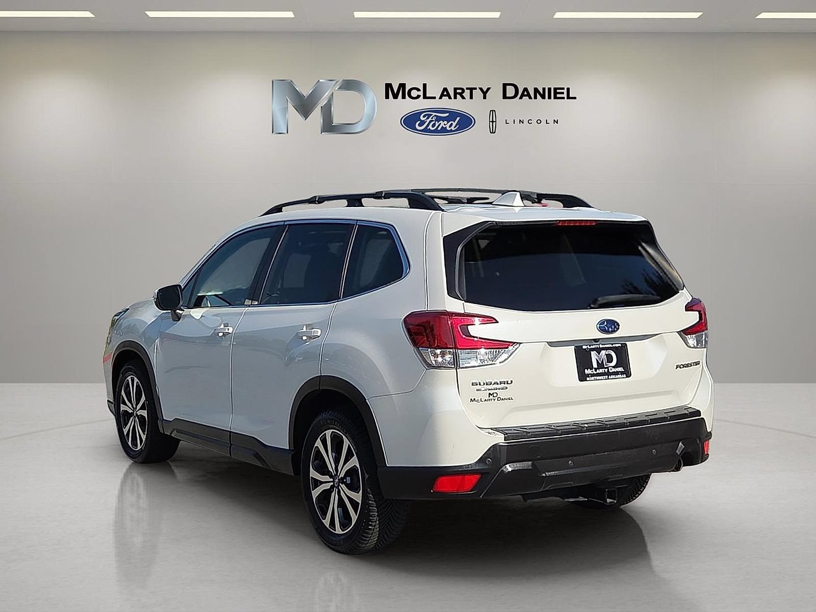 Used 2020 Subaru Forester Limited w/ Popular Package #3 AWD/4WD image 4