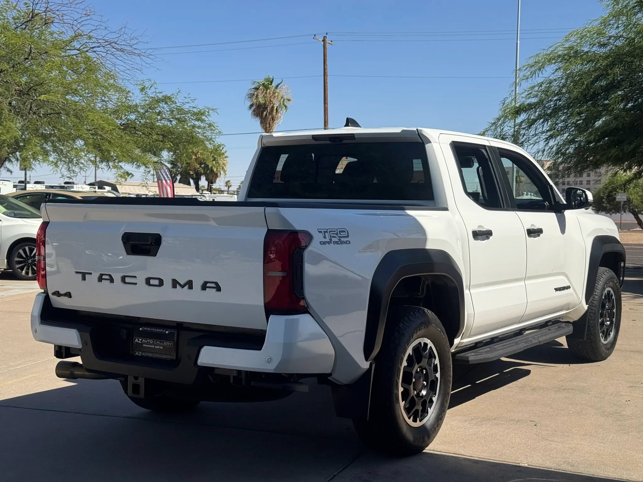 Used 2024 Toyota Tacoma TRD Off-Road w/ TRD Off Road Premium Package AWD/4WD image 6
