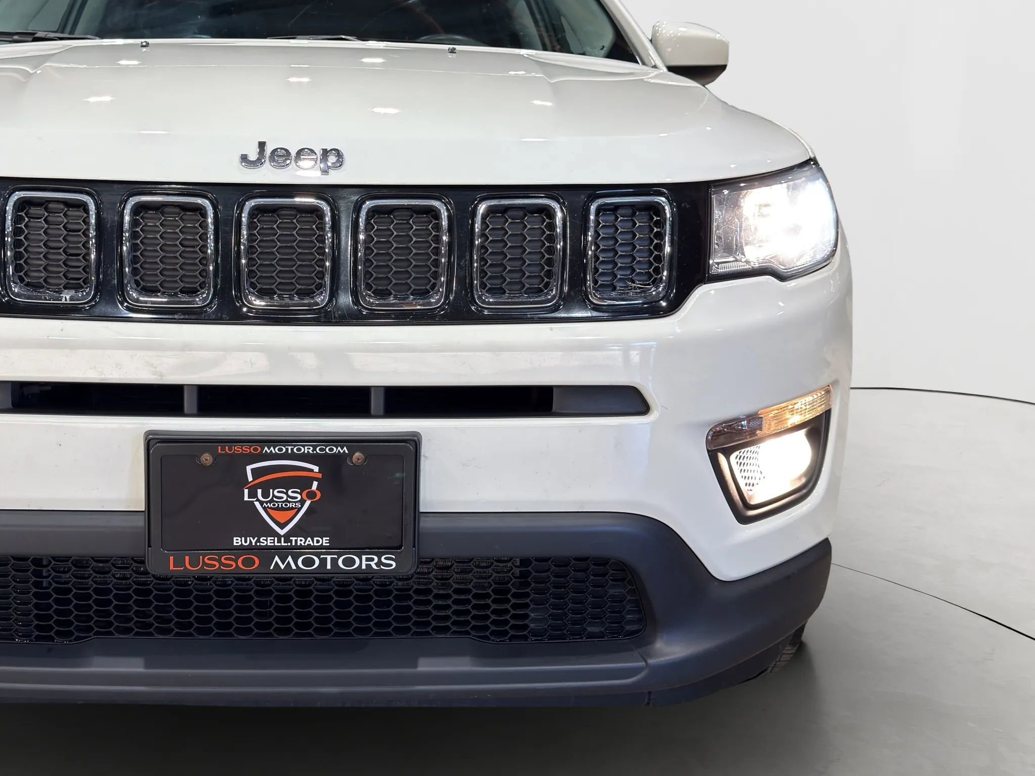 Used 2019 Jeep Compass Latitude image 34