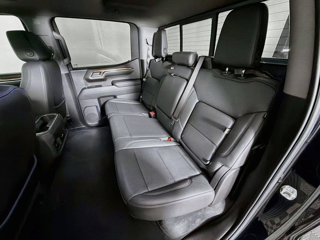 Used 2024 Chevrolet Silverado 1500 LT Trail Boss w/ LT Trail Boss Premium Package AWD/4WD image 25