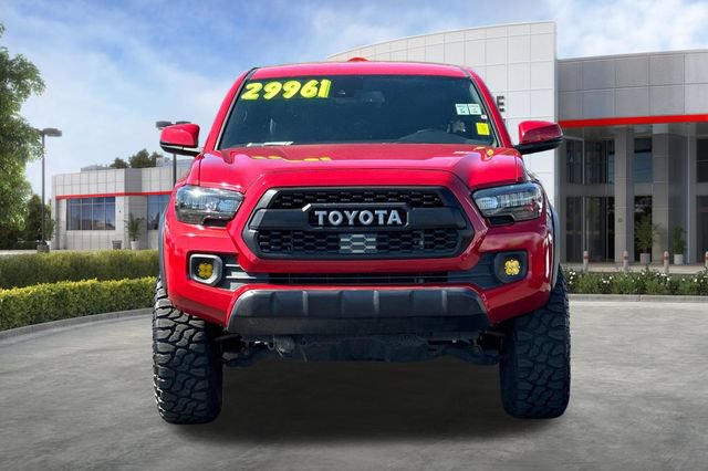 Used 2020 Toyota Tacoma TRD Off-Road w/ Technology Package AWD/4WD image 10