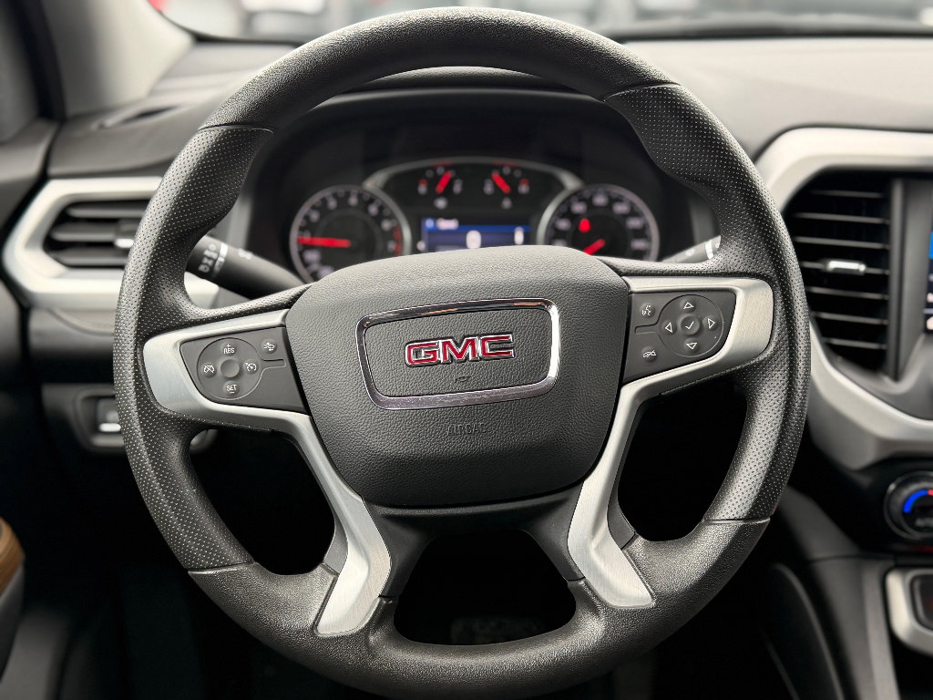 Used 2023 GMC Acadia SLE w/ Driver Convenience Package image 8