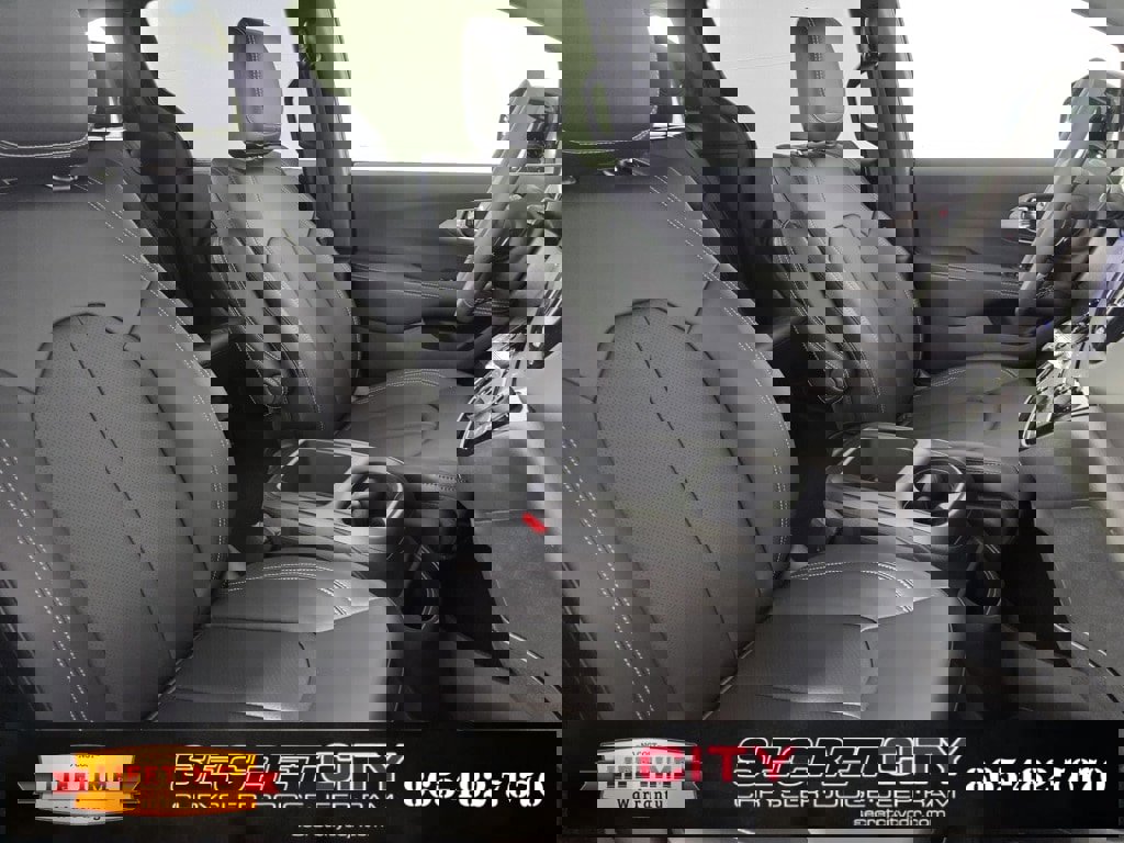 New 2026 Chrysler Voyager LX image 31