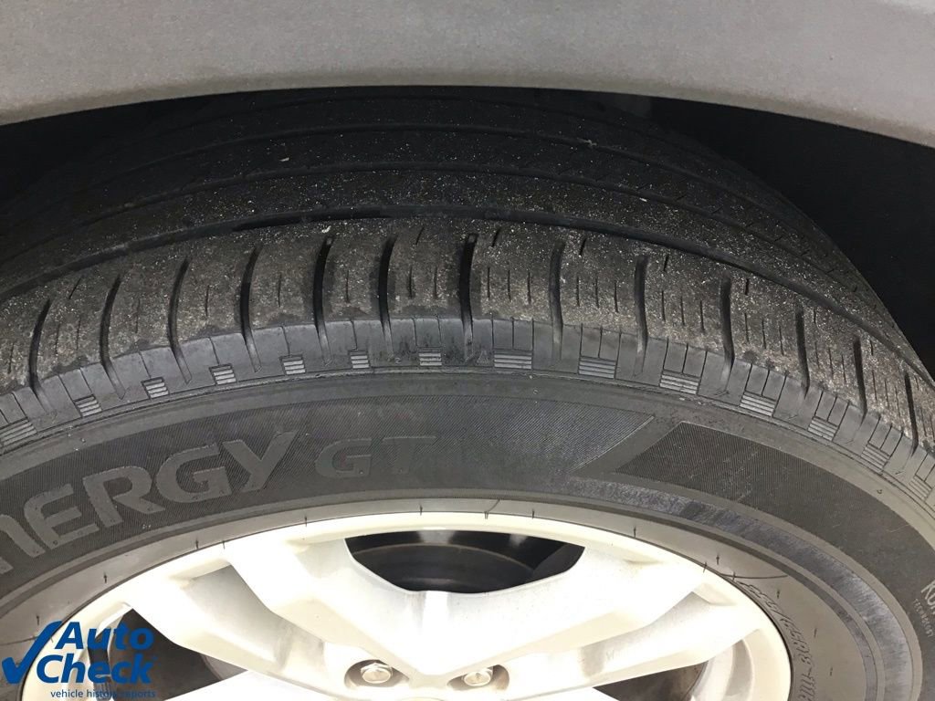 Used 2021 Ford Explorer XLT image 50