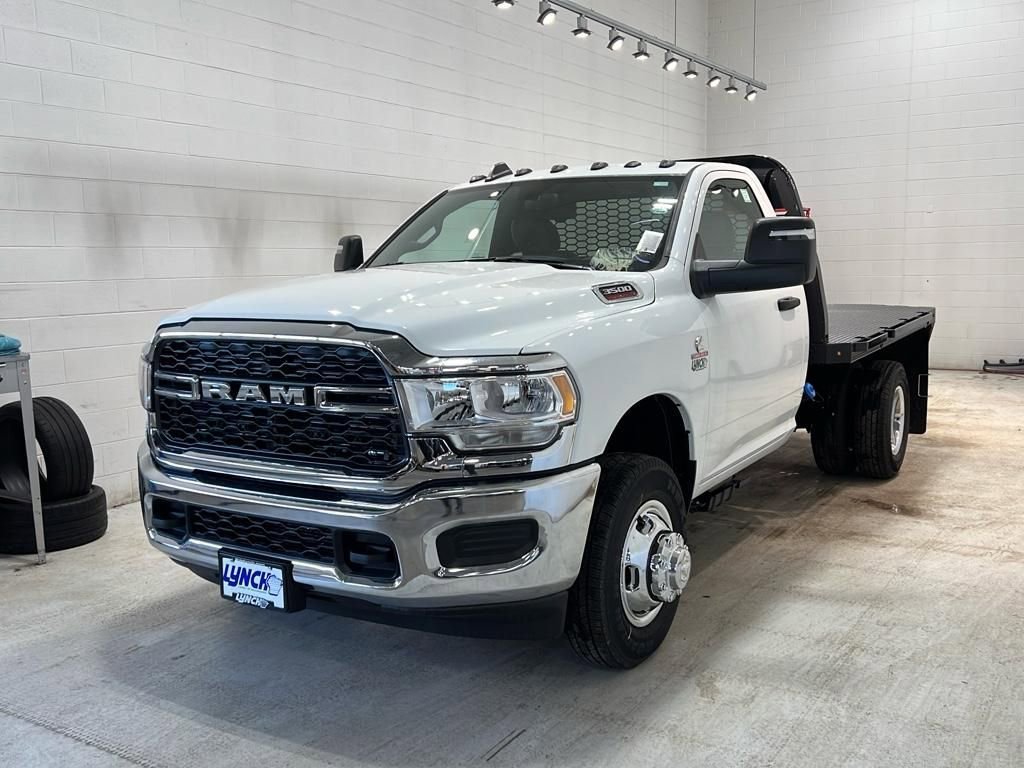 New 2024 RAM 3500 Tradesman image 27