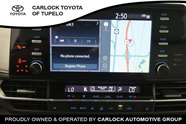 Used 2024 Toyota Sienna XSE FWD image 34