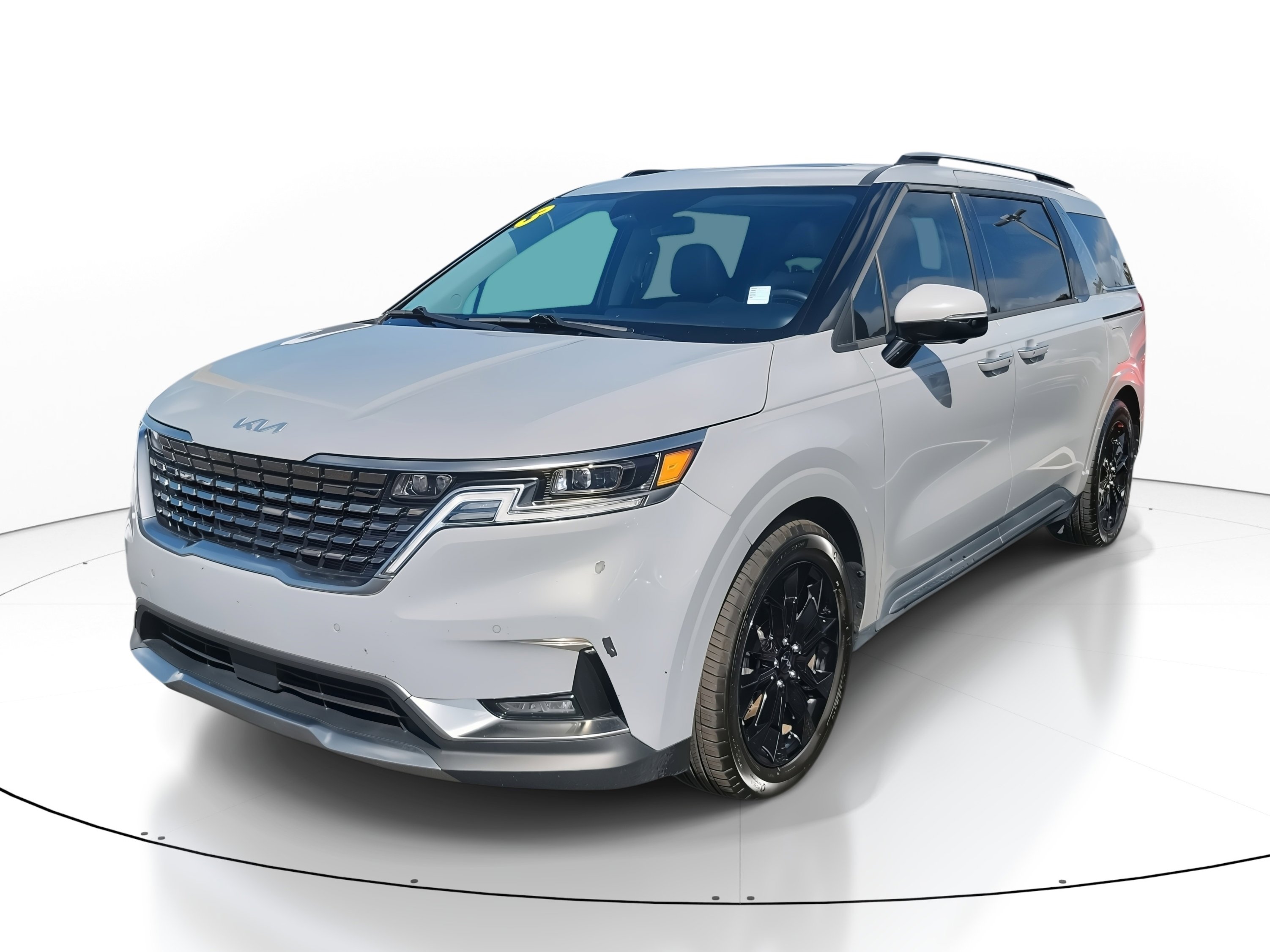 Used 2023 Kia Carnival SX Prestige image 6