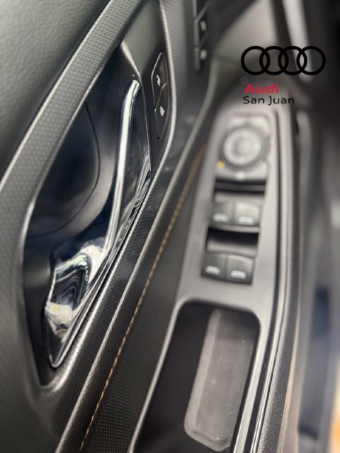 Used 2020 Chevrolet Traverse Premier w/ Redline Edition FWD image 33