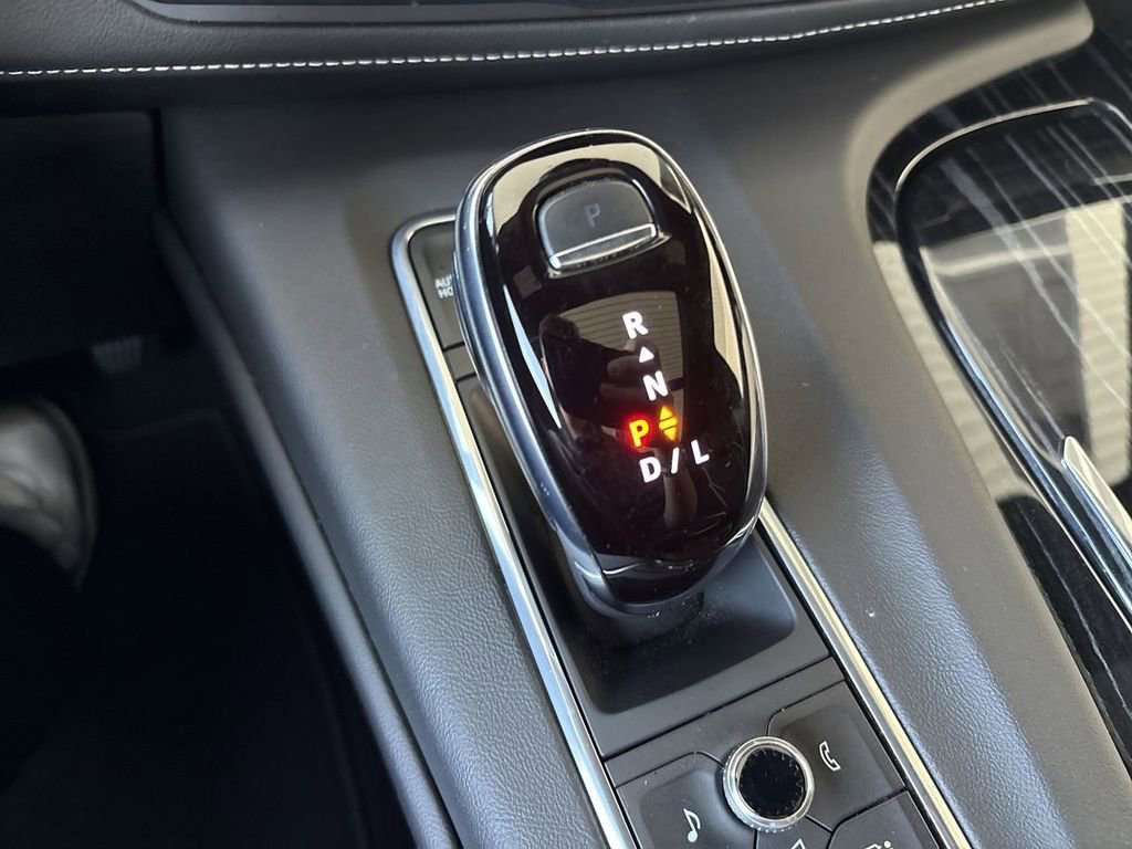 Certified 2021 Cadillac Escalade Sport AWD/4WD image 15