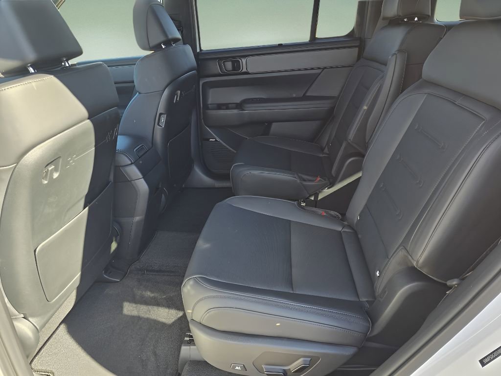 New 2026 Hyundai Santa Fe Calligraphy AWD/4WD image 13