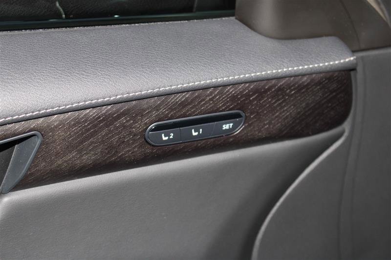 Used 2023 INFINITI QX60 Sensory w/ Vision Package image 13