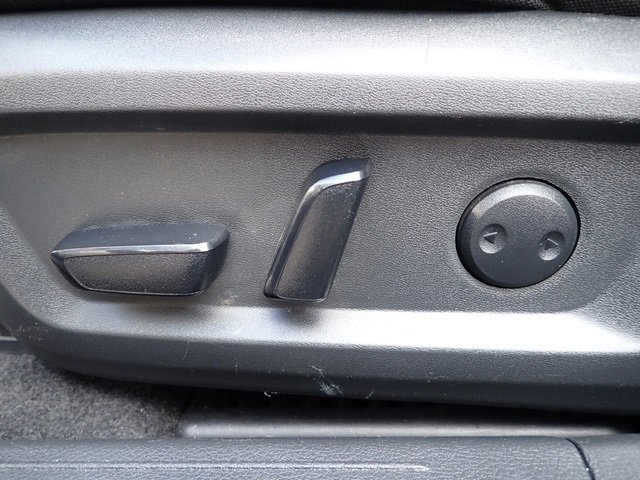 Used 2022 Nissan Rogue SL w/ SL Premium Package image 23