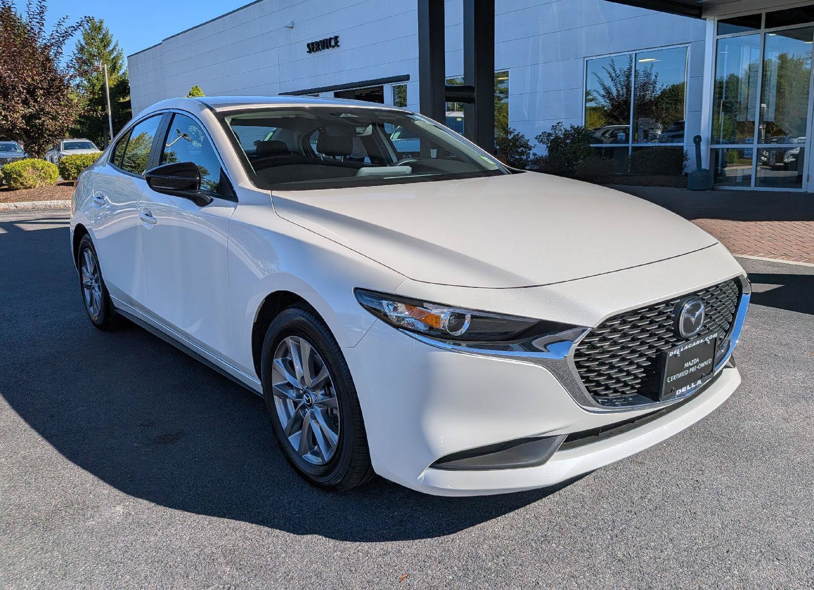 Certified 2025 MAZDA MAZDA3 s w/ Black Accent Package FWD image 3