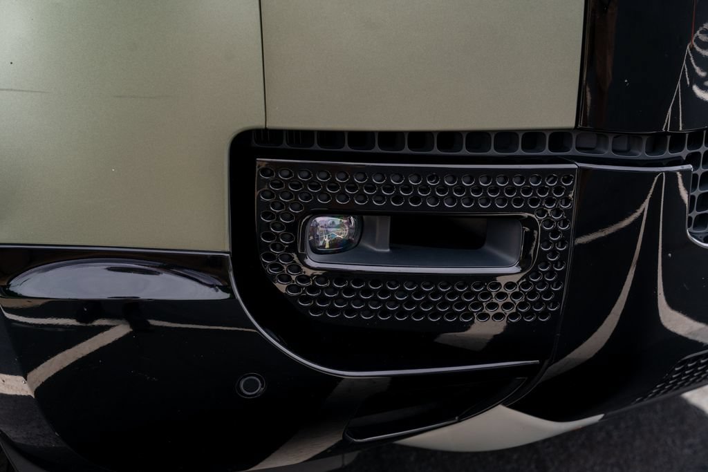 Used 2022 Land Rover Defender 90 X AWD/4WD image 11