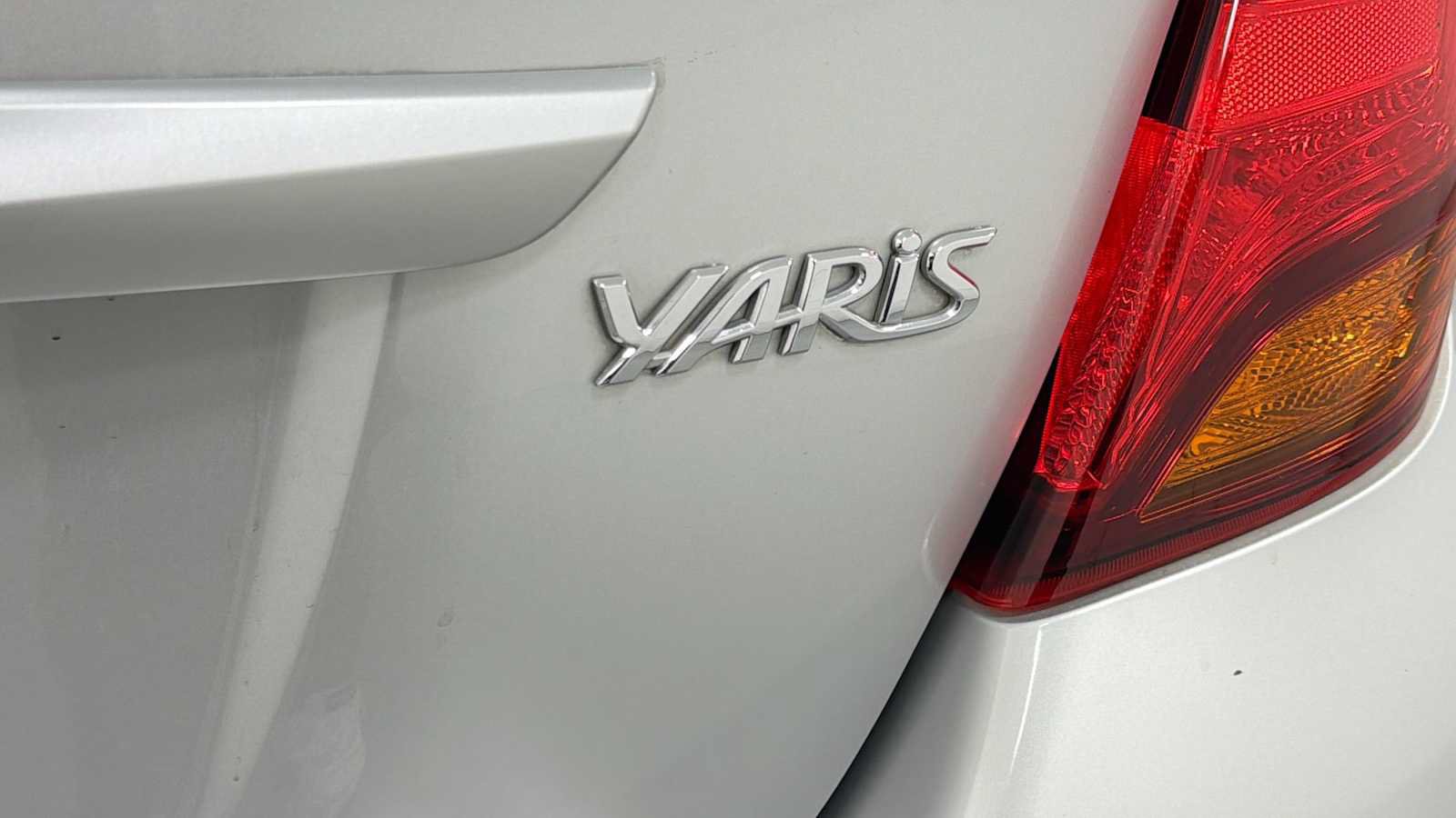 Used 2015 Toyota Yaris L FWD image 26