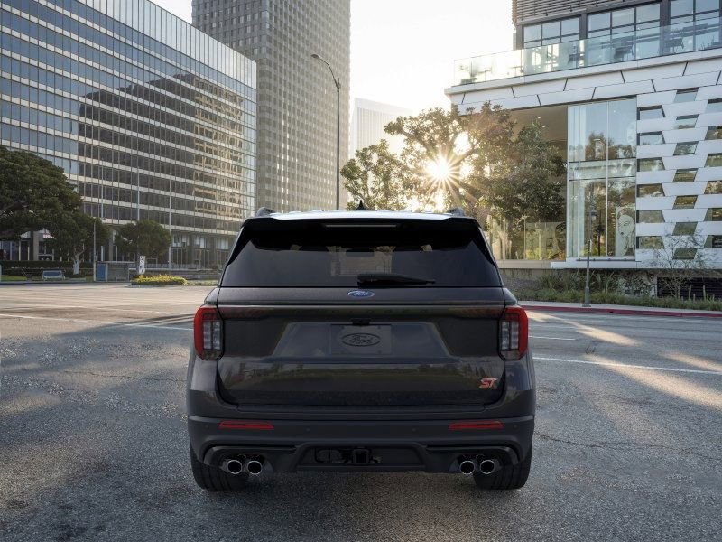 New 2026 Ford Explorer ST w/ Sun And Sound Package image 6
