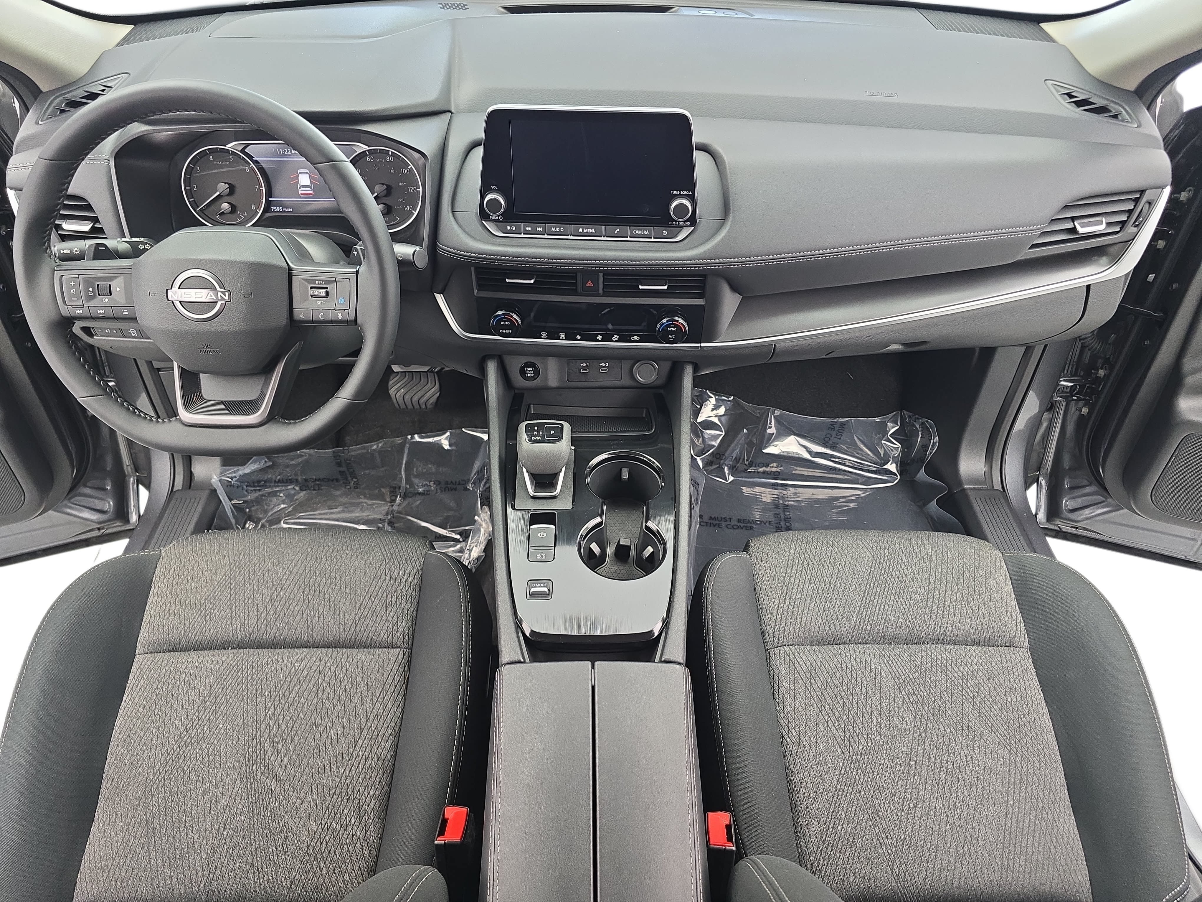 Certified 2026 Nissan Rogue SV FWD image 9