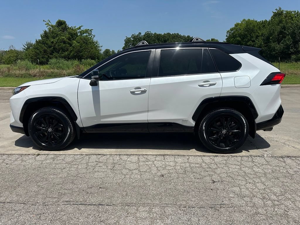 Used 2023 Toyota RAV4 XSE AWD/4WD image 8