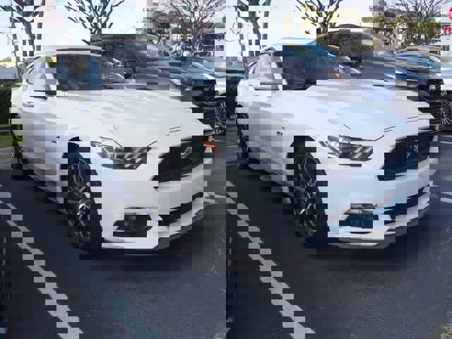 Used 2016 Ford Mustang GT image 3