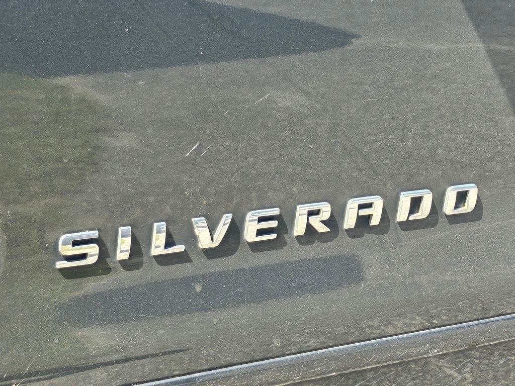 Used 2017 Chevrolet Silverado 1500 LT w/ All Star Edition RWD image 12