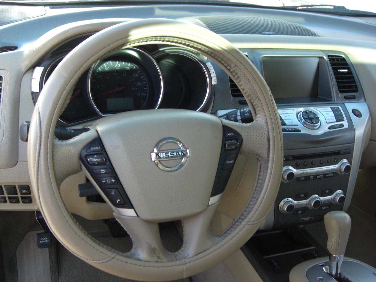 Used 2011 Nissan Murano SL w/ Navigation Pkg FWD image 12