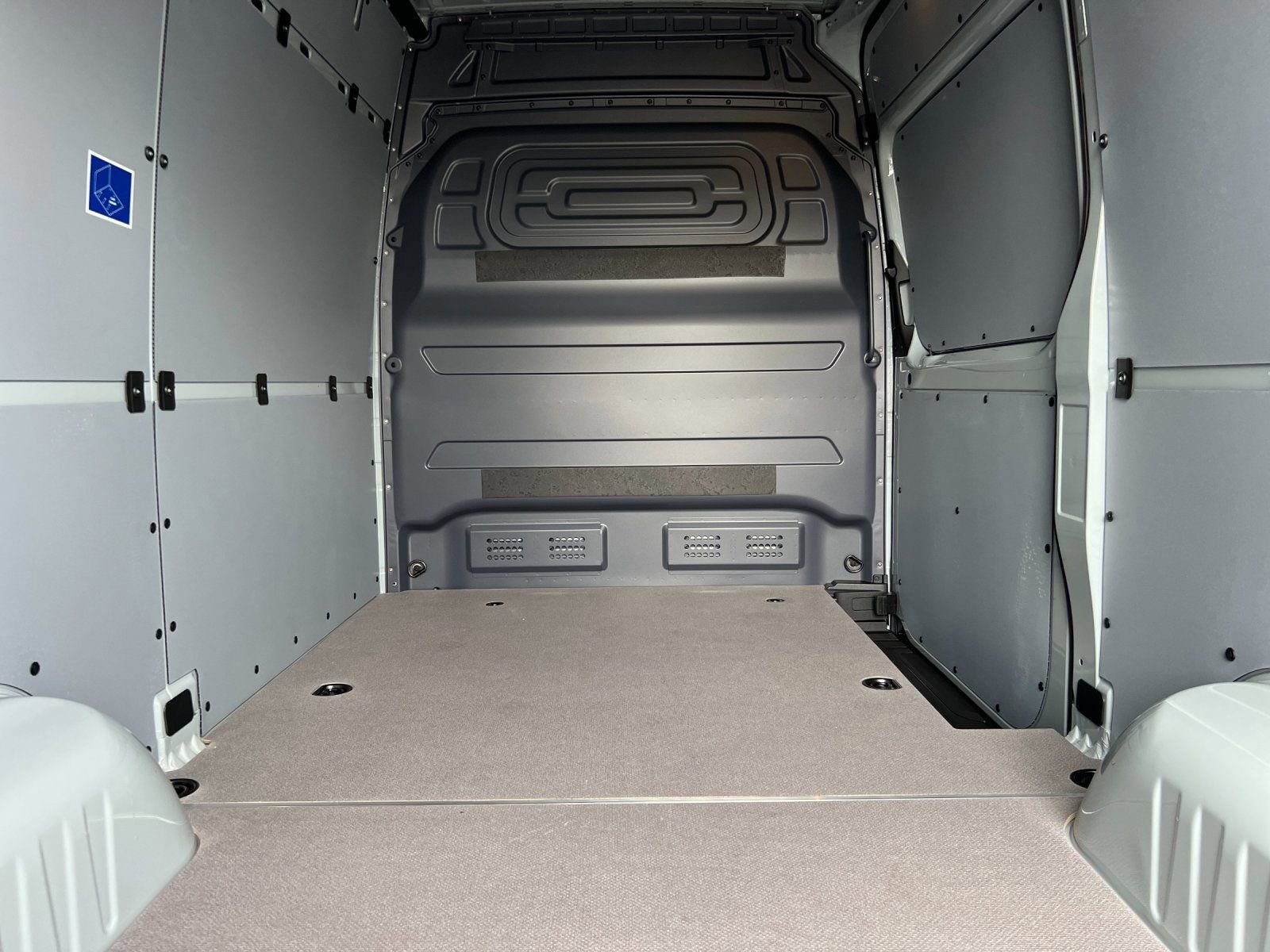 New 2025 Mercedes-Benz Sprinter 2500 image 22