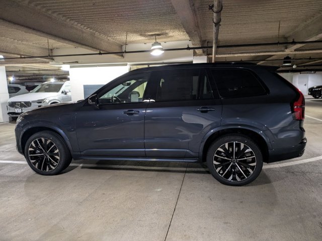 New 2026 Volvo XC90 T8 Ultra w/ Protection Package AWD/4WD image 6