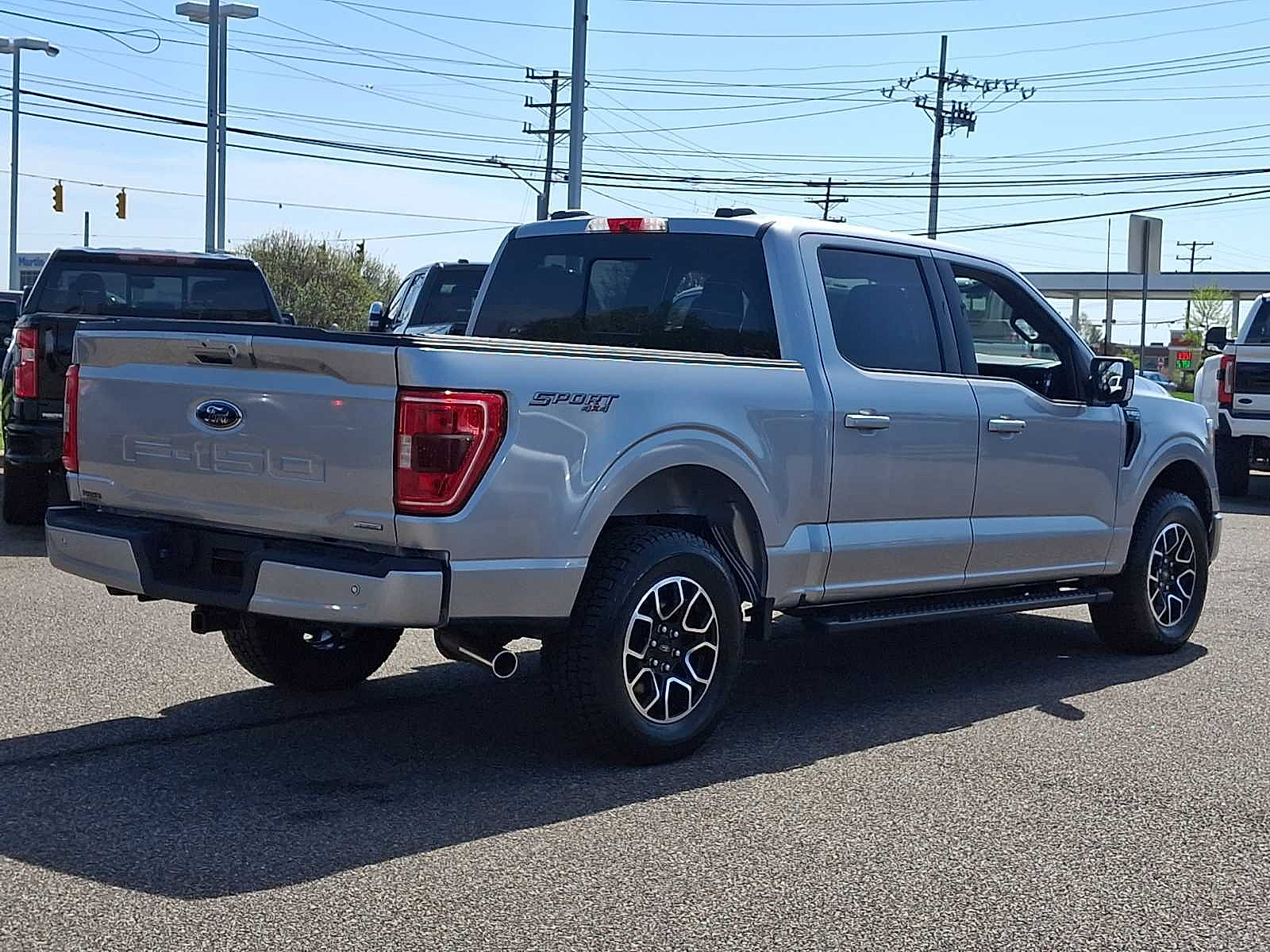 Certified 2022 Ford F150 XLT w/ Equipment Group 302A High AWD/4WD image 11