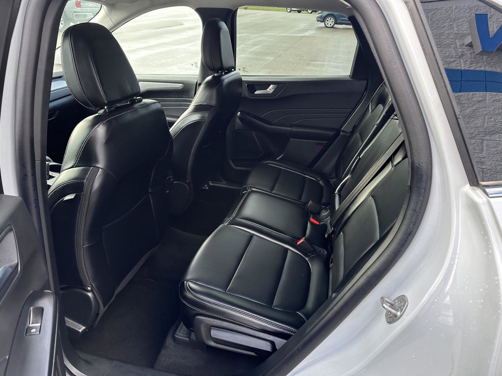 Used 2025 Ford Escape Platinum image 14