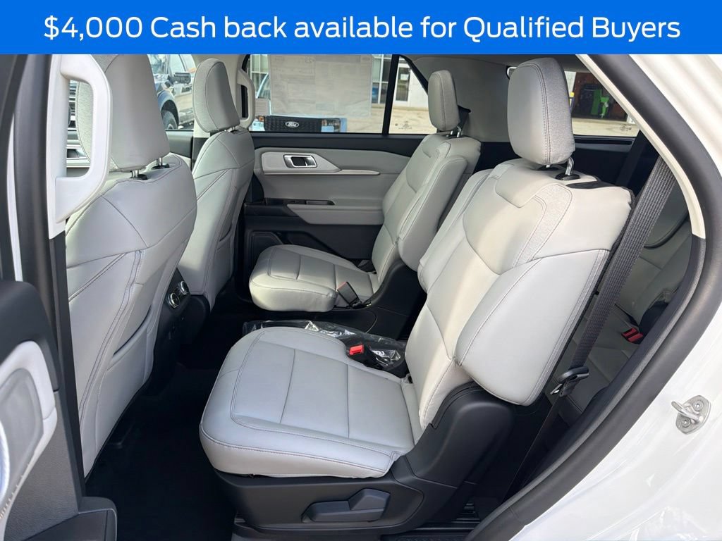 New 2026 Ford Explorer Active w/ Active Comfort Package AWD/4WD image 11
