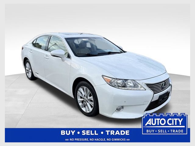 Used 2013 Lexus ES 300h w/ Luxury Pkg