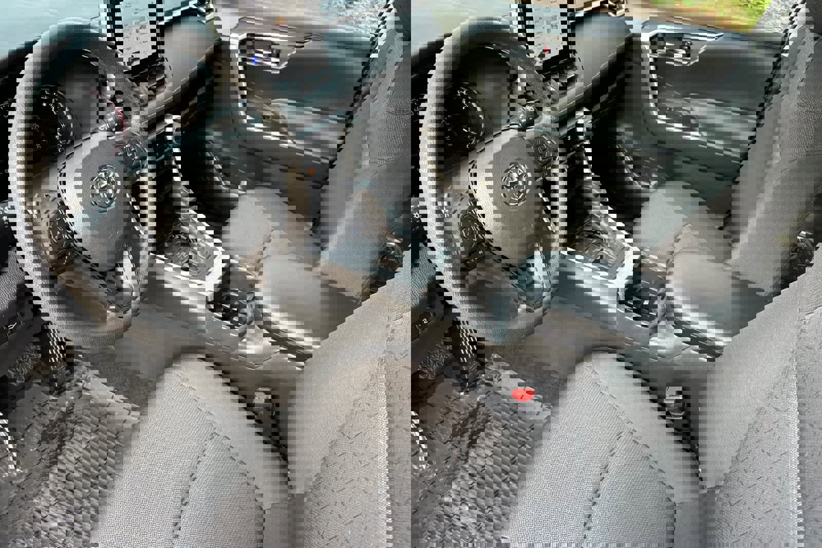 Used 2024 Toyota RAV4 XLE w/ Convenience Package image 11