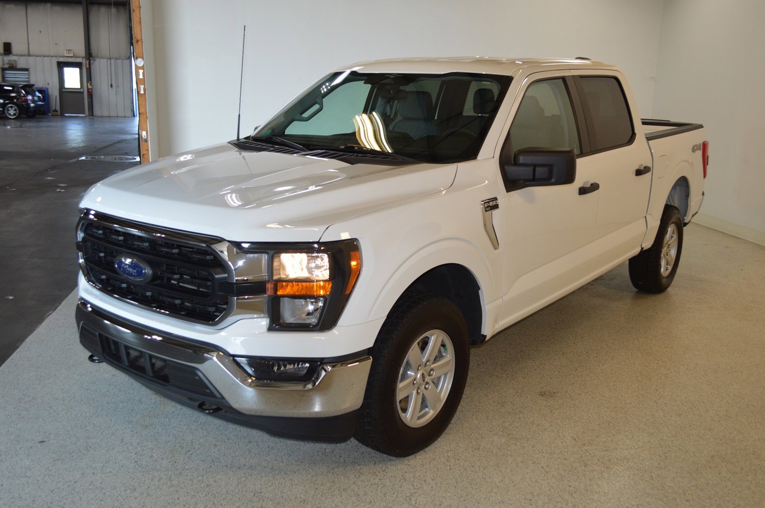 Used 2023 Ford F150 XLT image 7