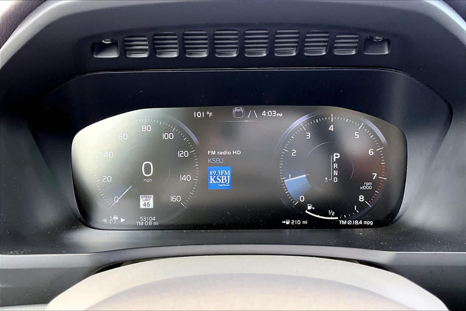 Used 2021 Volvo XC90 T5 Momentum w/ Protection Package Premier FWD image 26