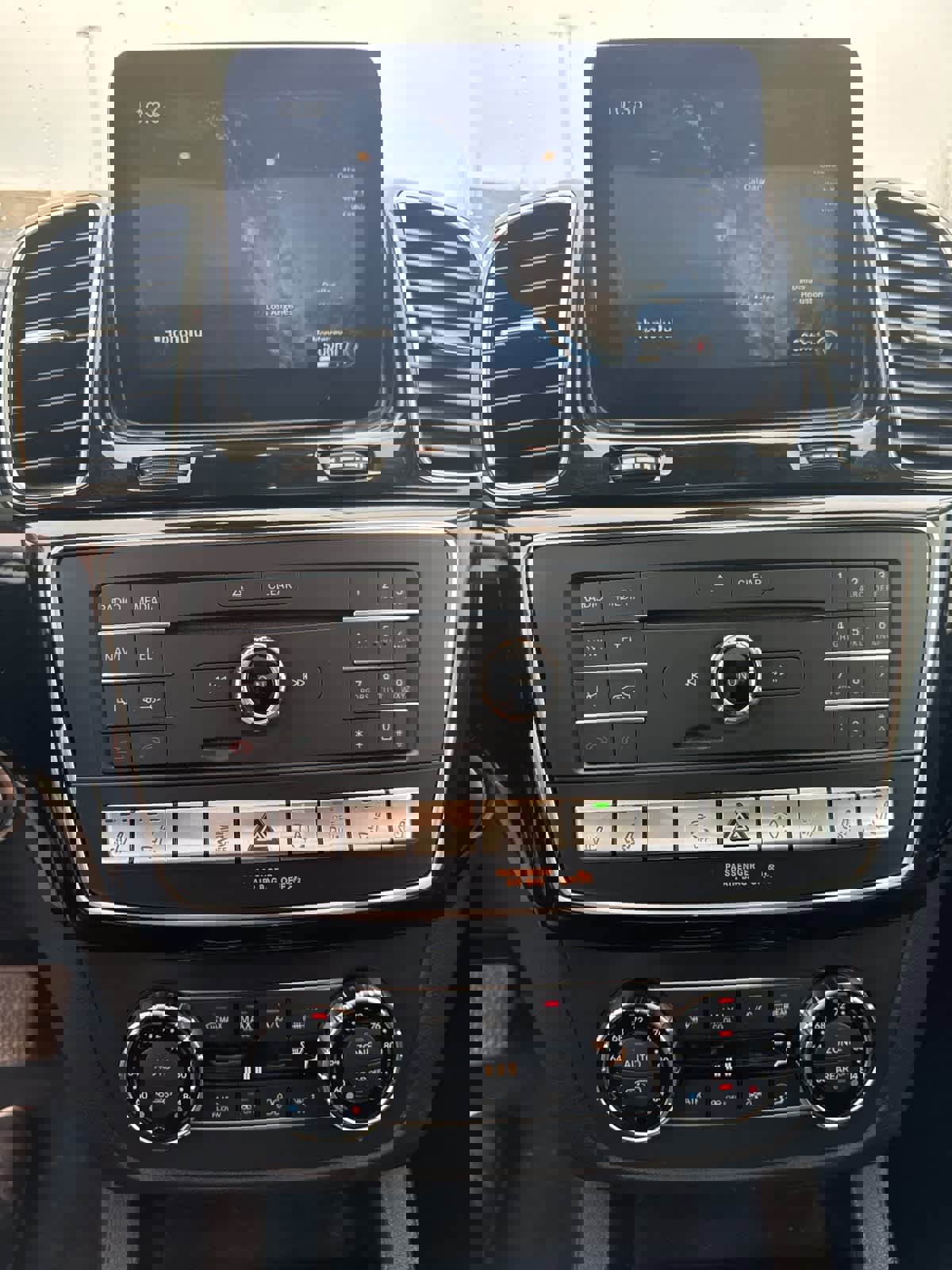 Used 2017 Mercedes-Benz GLS 550 4MATIC image 6