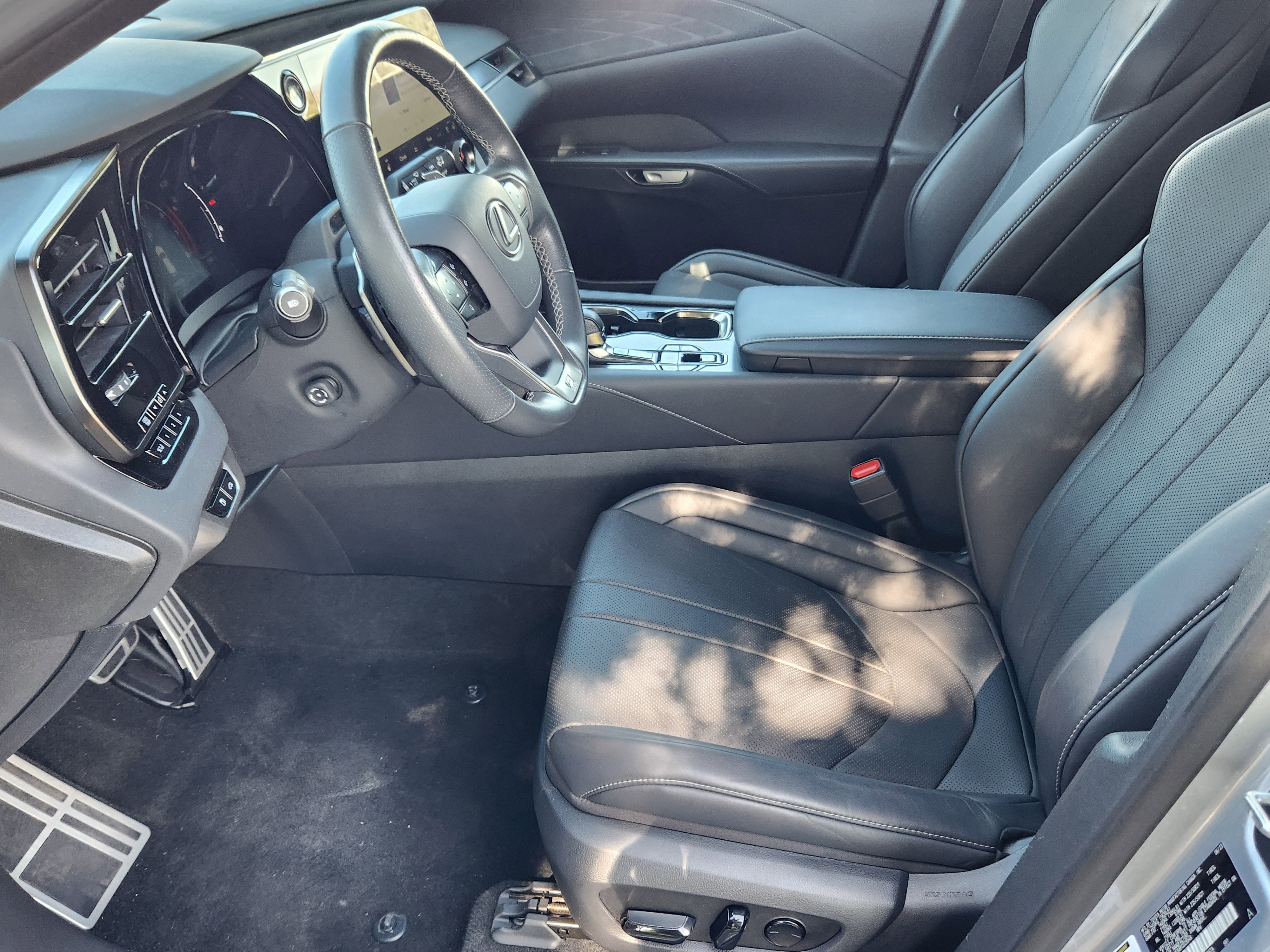 Used 2023 Lexus RX 350 F Sport w/ Cold Area Package AWD/4WD image 12