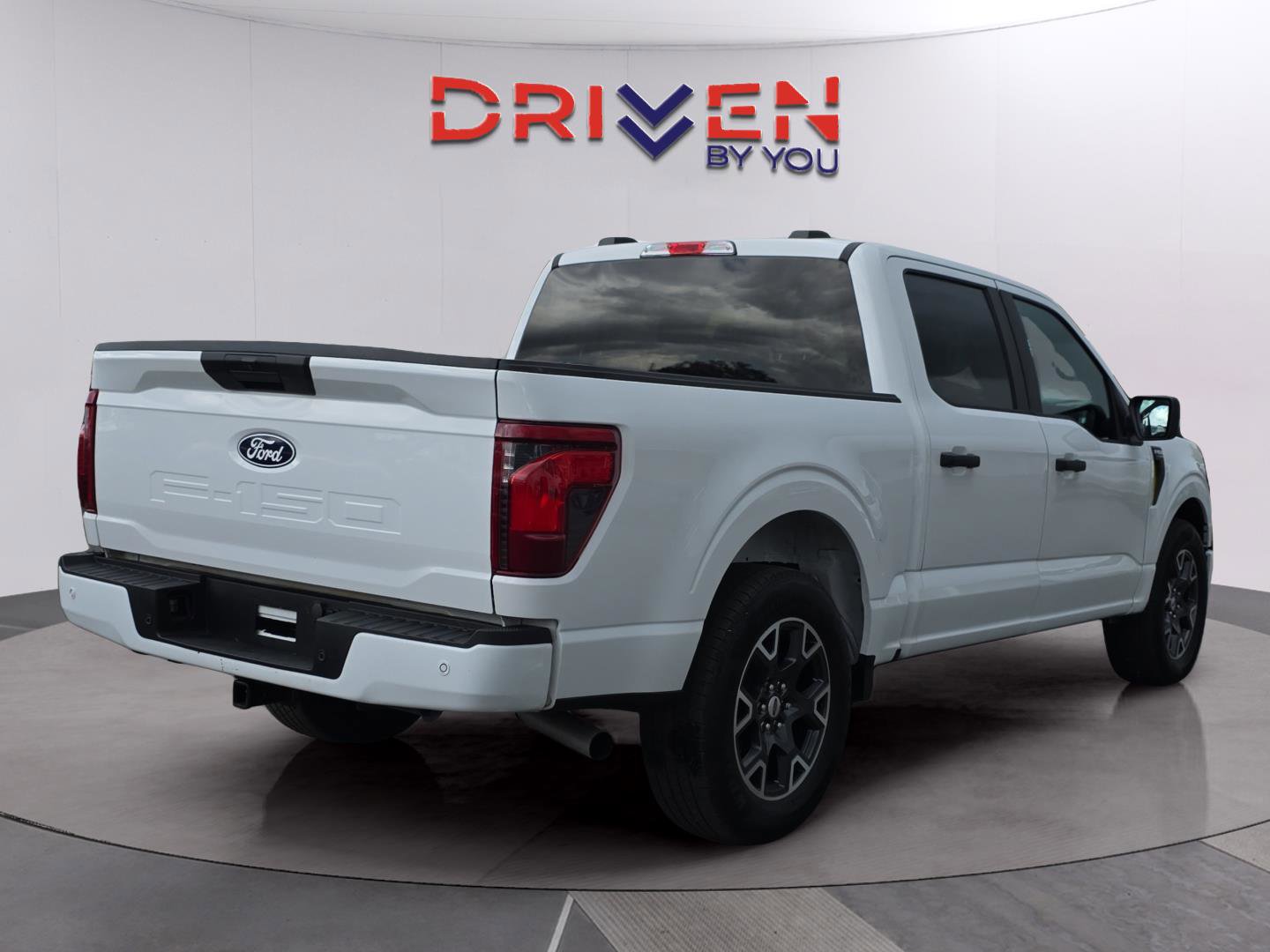 Used 2024 Ford F150 STX image 5