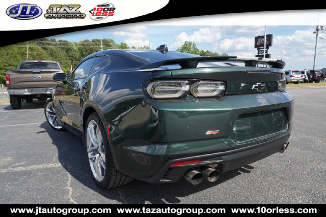 Used 2020 Chevrolet Camaro SS RWD image 7