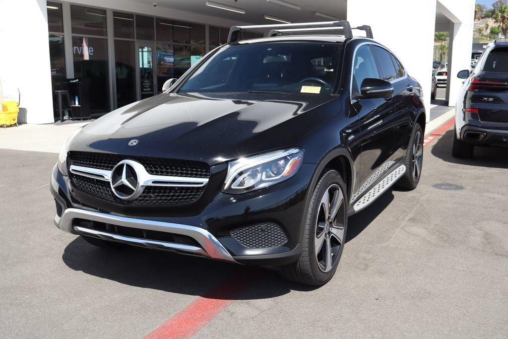 Used 2019 Mercedes-Benz GLC 300 4MATIC Coupe image 2