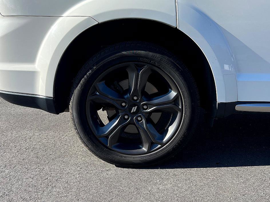 Used 2019 Dodge Journey Crossroad image 14