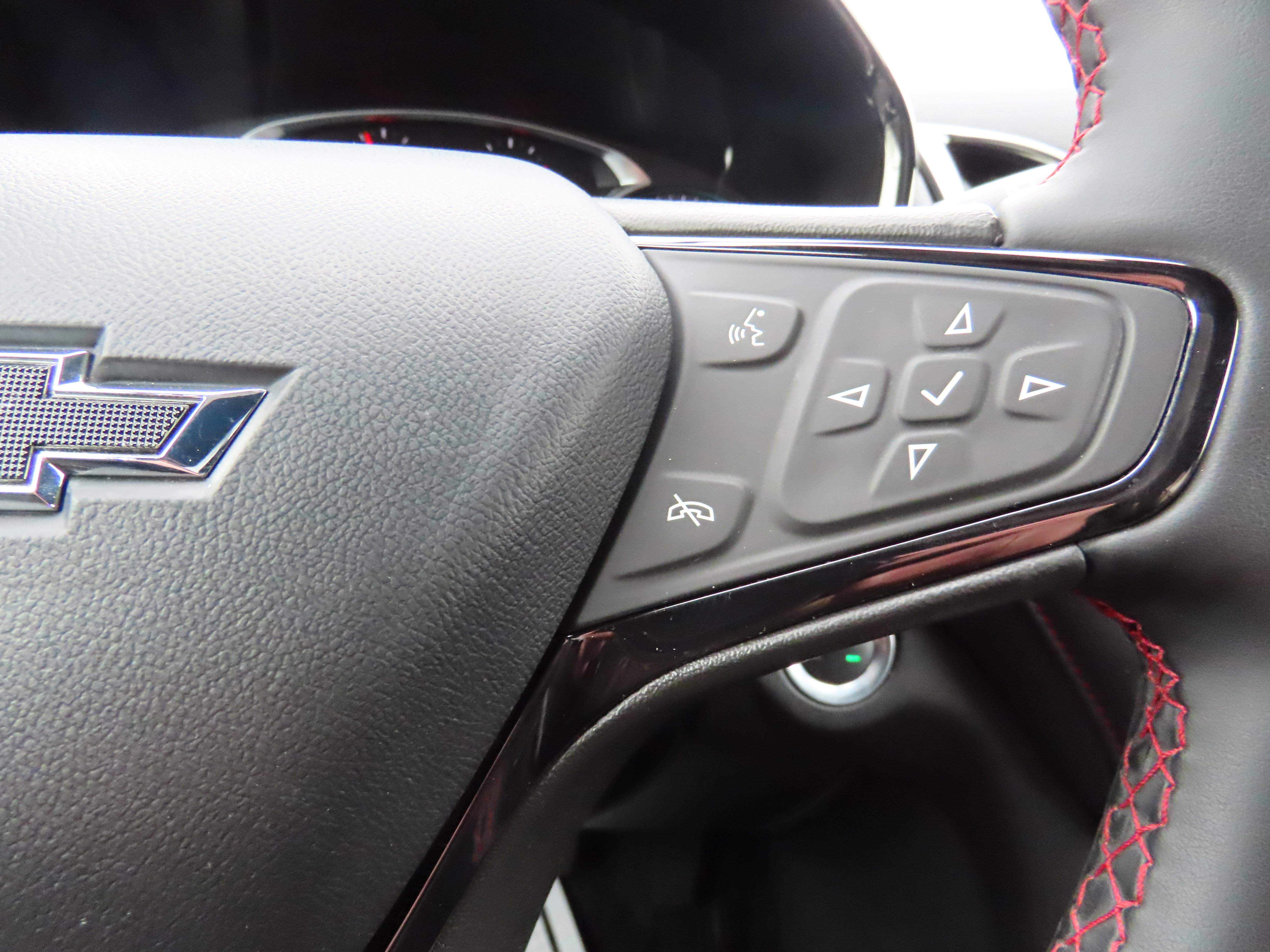 Used 2023 Chevrolet Equinox RS w/ LPO, Floor Liner Package image 33