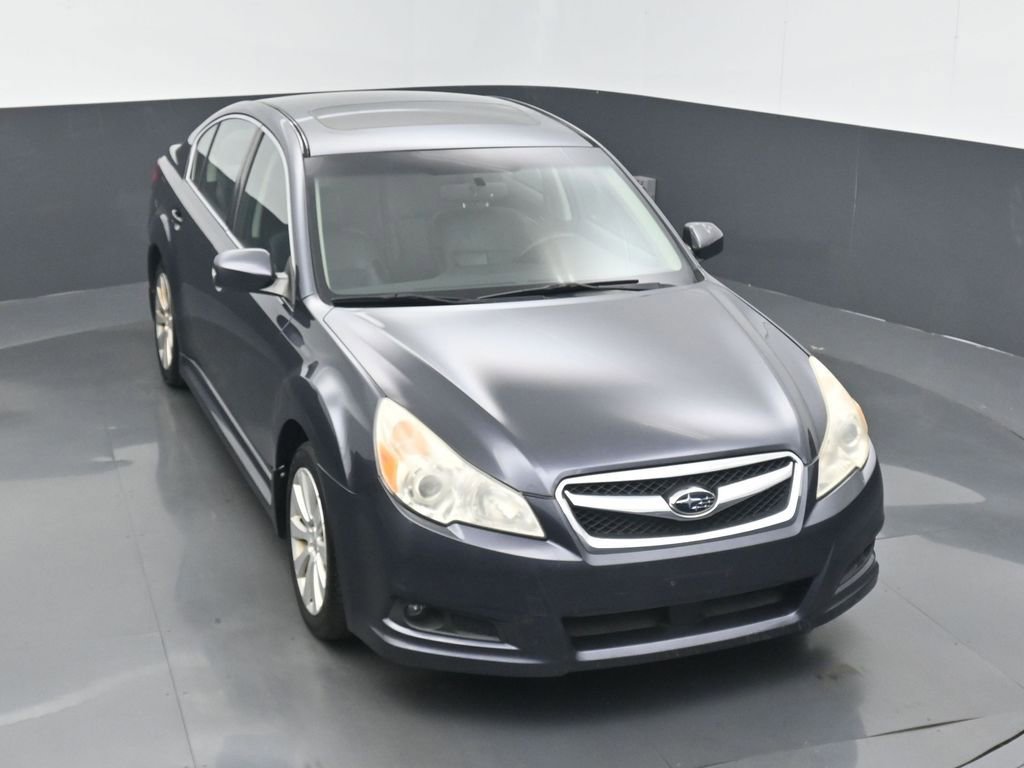 Used 2010 Subaru Legacy 2.5i Limited image 3