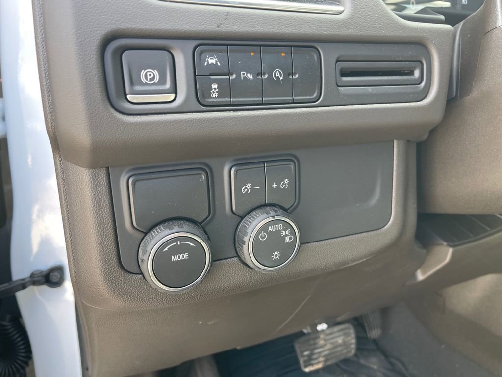 Used 2024 Chevrolet Tahoe LS w/ Driver Alert Package image 28