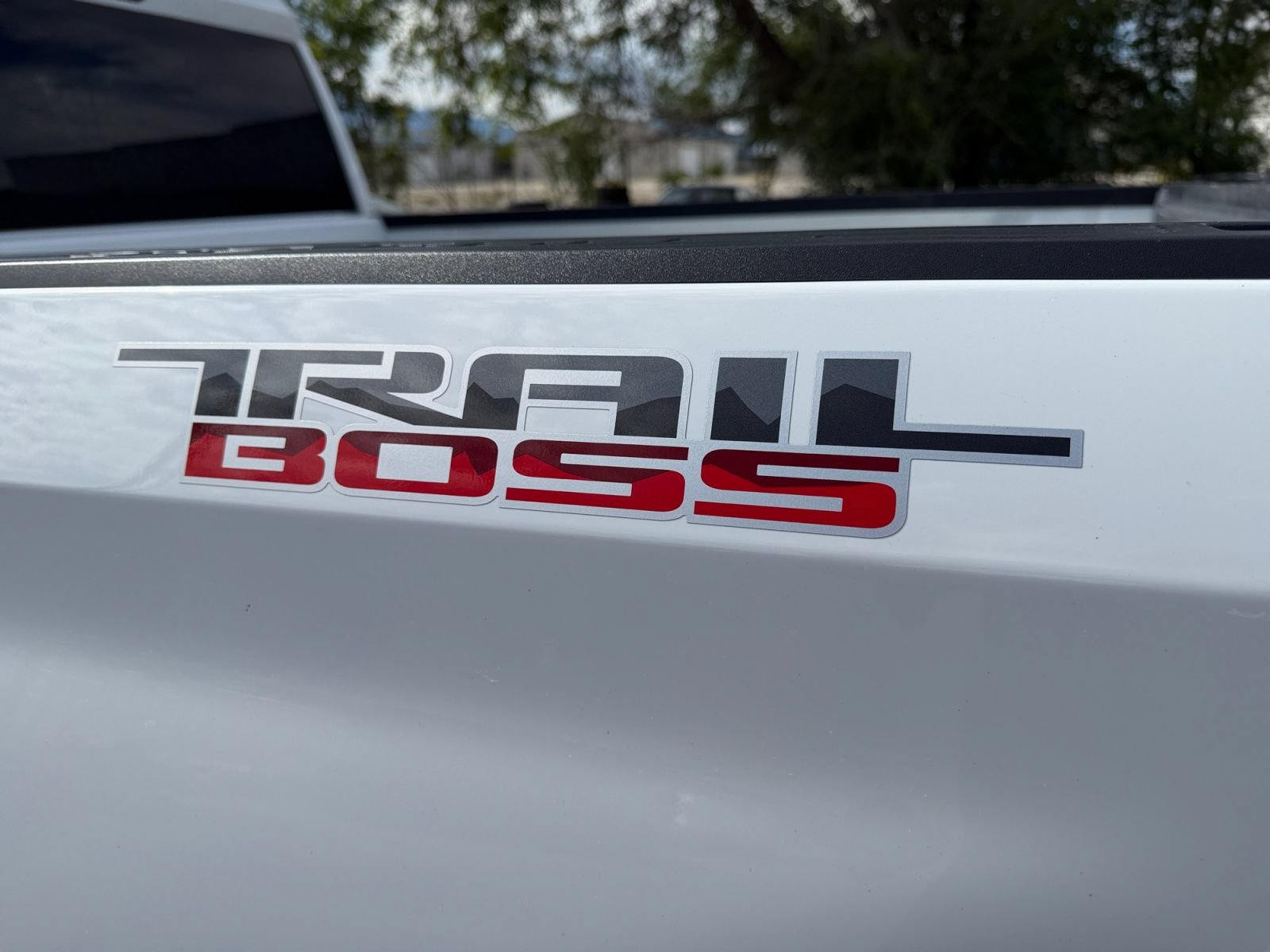 Used 2020 Chevrolet Silverado 1500 Custom Trail Boss w/ Custom Convenience Package AWD/4WD image 31