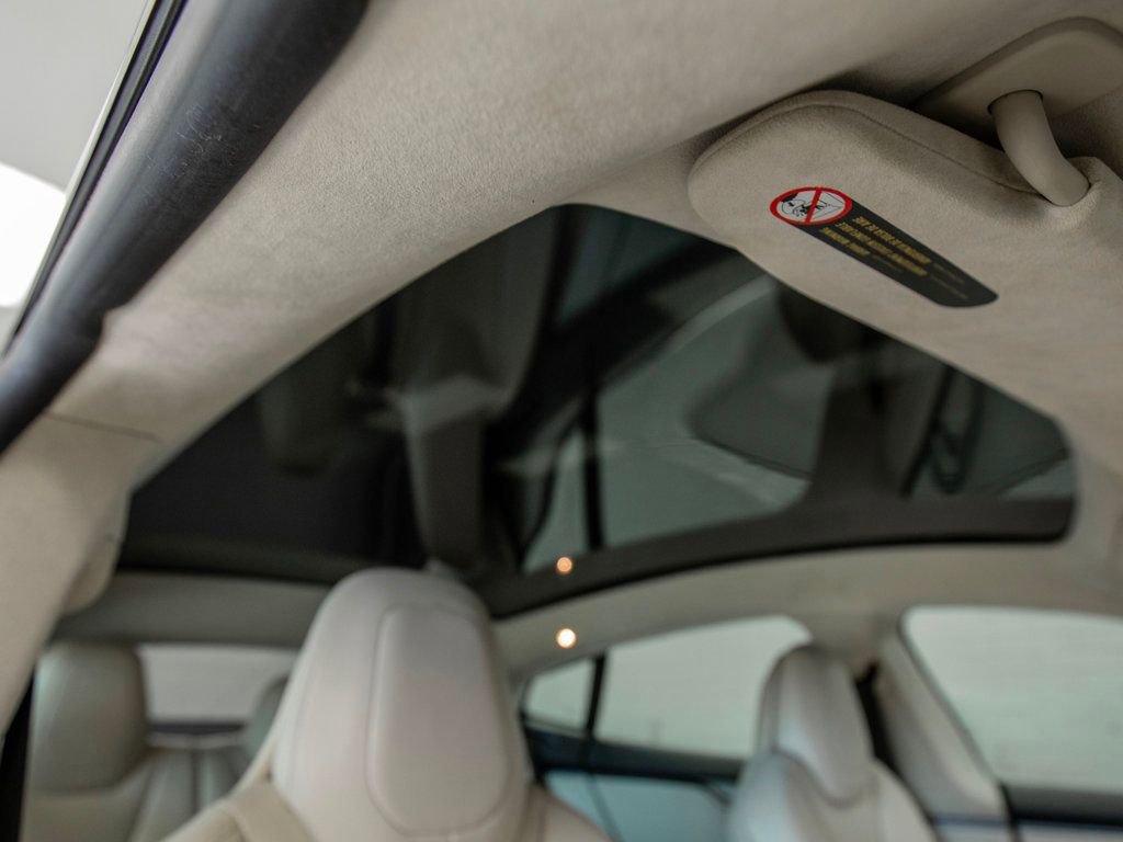 Used 2019 Tesla Model S Performance image 25