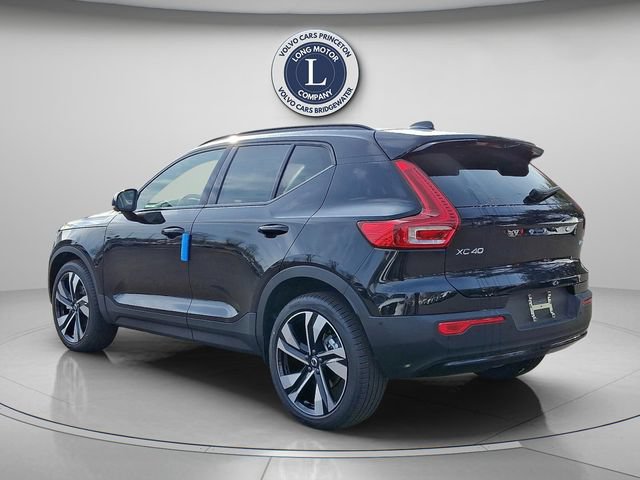 New 2026 Volvo XC40 B5 Ultra w/ Protection Package Premier AWD/4WD image 2
